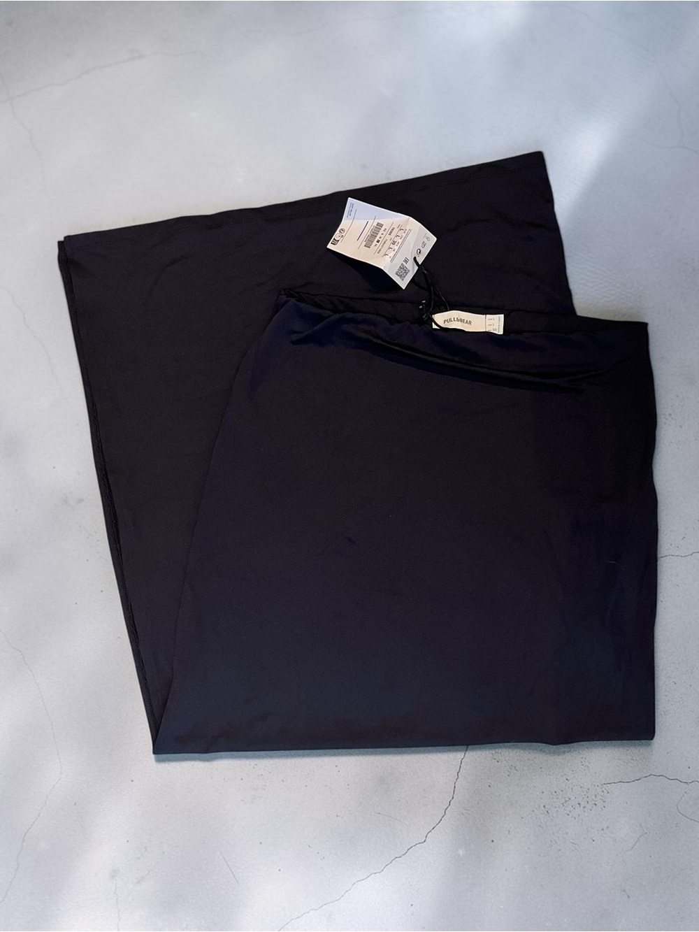 Pull&Bear Black Maxi Skirt - Sleek Long Silhouette with Slit